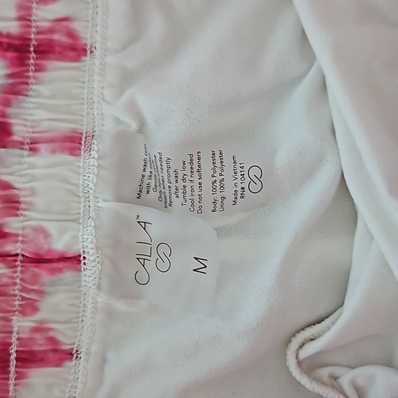 Calia High Waisted Running Shorts - Picture 2 of 4